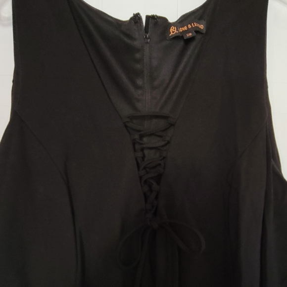 Dress - Picture 2 of 4